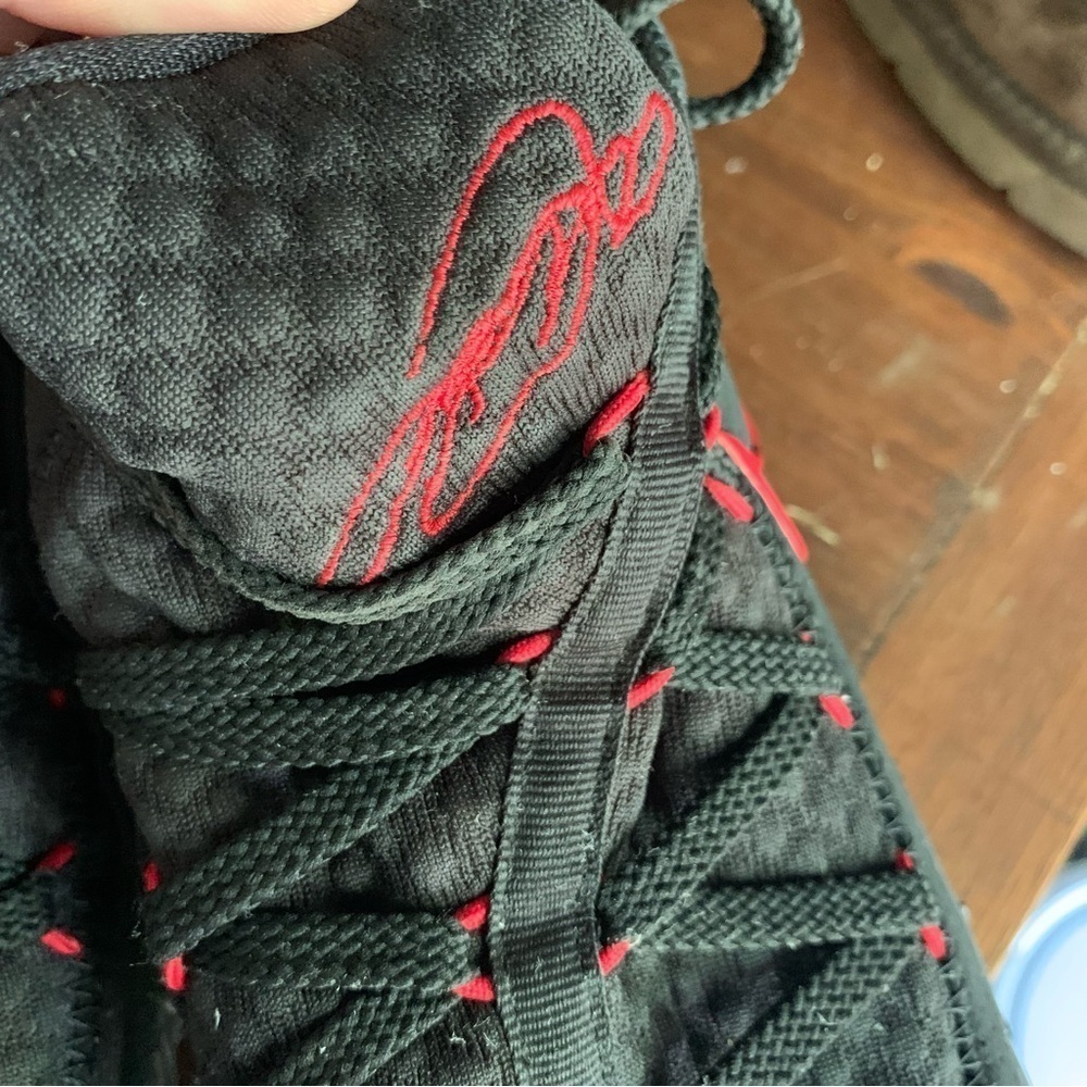 Nike LeBron 17 Low Bred CD5007-001 Black / Red Sz 10.5 - Picture 6 of 9